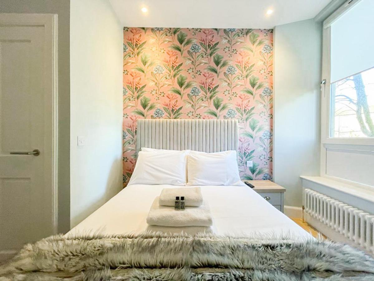 דירות אדינבורו Beautiful 2Br, Private Entry In Vibrant Leith מראה חיצוני תמונה