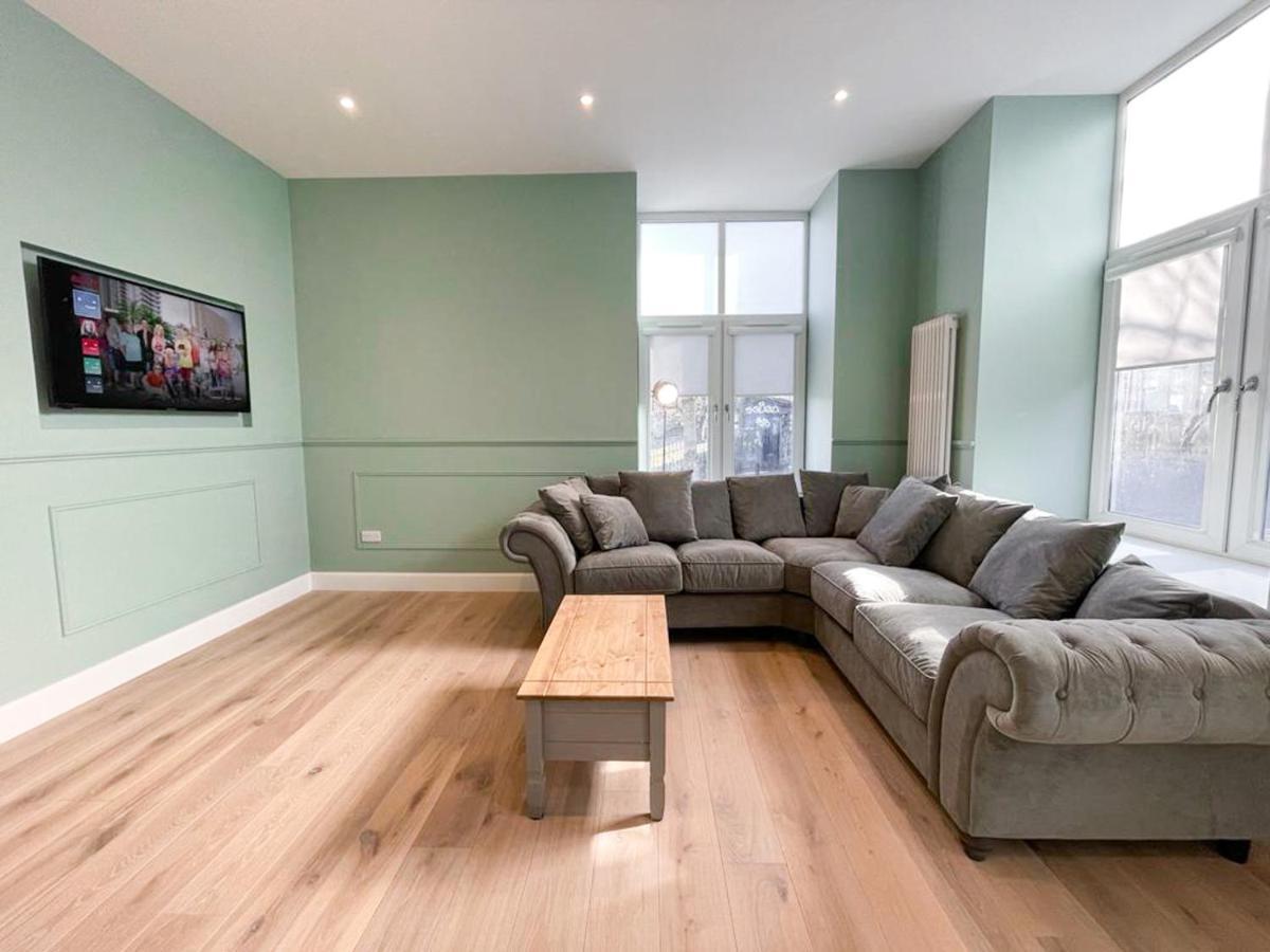 דירות אדינבורו Beautiful 2Br, Private Entry In Vibrant Leith מראה חיצוני תמונה