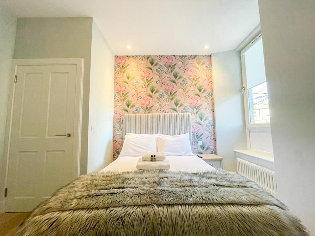 דירות אדינבורו Beautiful 2Br, Private Entry In Vibrant Leith מראה חיצוני תמונה